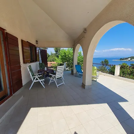 Mendula Apartment Rogač