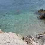 Apartament Mendula *